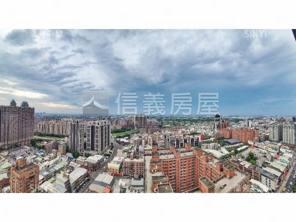 Ｗ１豪景美居三車位房屋室內格局與周邊環境