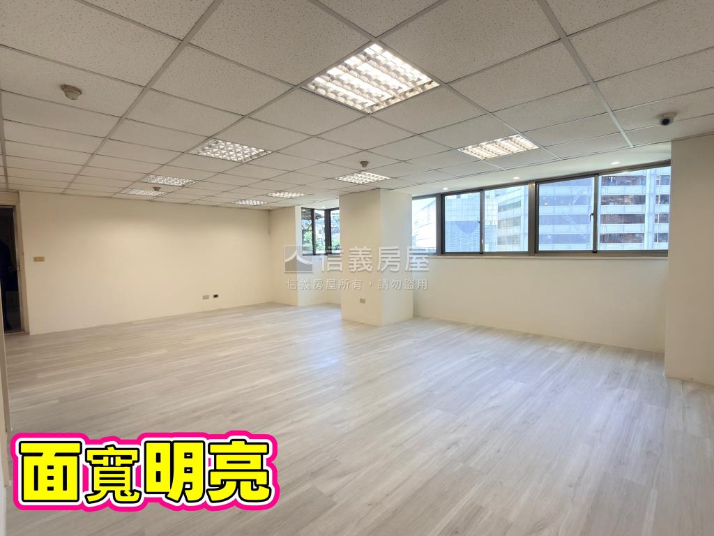 近捷運視野開闊明亮電梯房屋室內格局與周邊環境