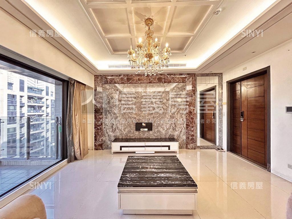 新富邑歐式高樓車位房屋室內格局與周邊環境