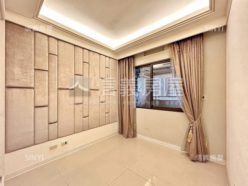 新富邑歐式高樓車位房屋室內格局與周邊環境