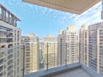 新富邑歐式高樓車位