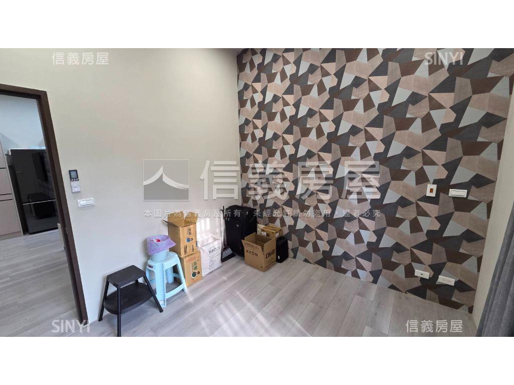 小港華友森呼吸庭院大２房房屋室內格局與周邊環境