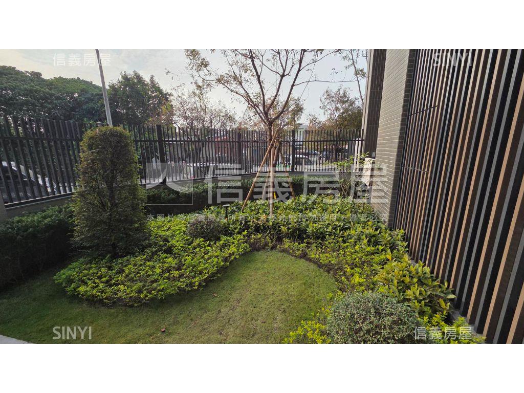 小港華友森呼吸庭院大２房房屋室內格局與周邊環境