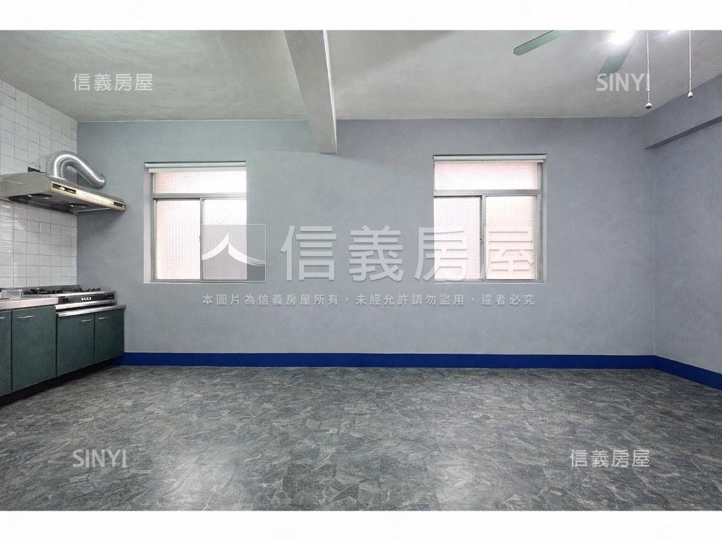 楠梓後昌正路上好出租公寓房屋室內格局與周邊環境