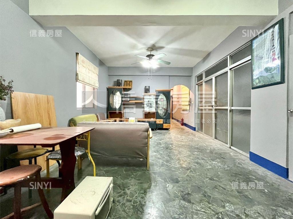 楠梓後昌正路上好出租公寓房屋室內格局與周邊環境