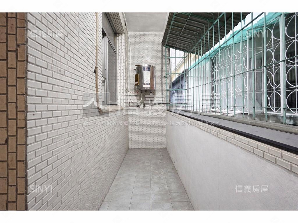 楠梓後昌正路上好出租公寓房屋室內格局與周邊環境