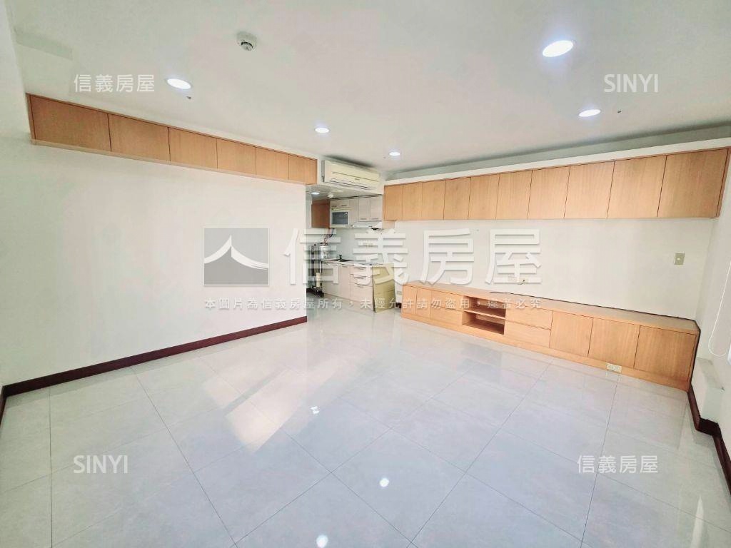 近海山高中。邊間景觀佳房屋室內格局與周邊環境