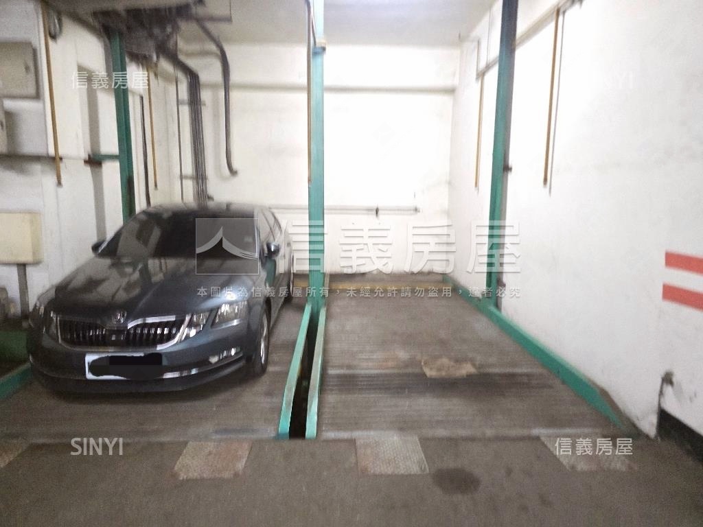 長億城高樓裝潢美３房車位房屋室內格局與周邊環境