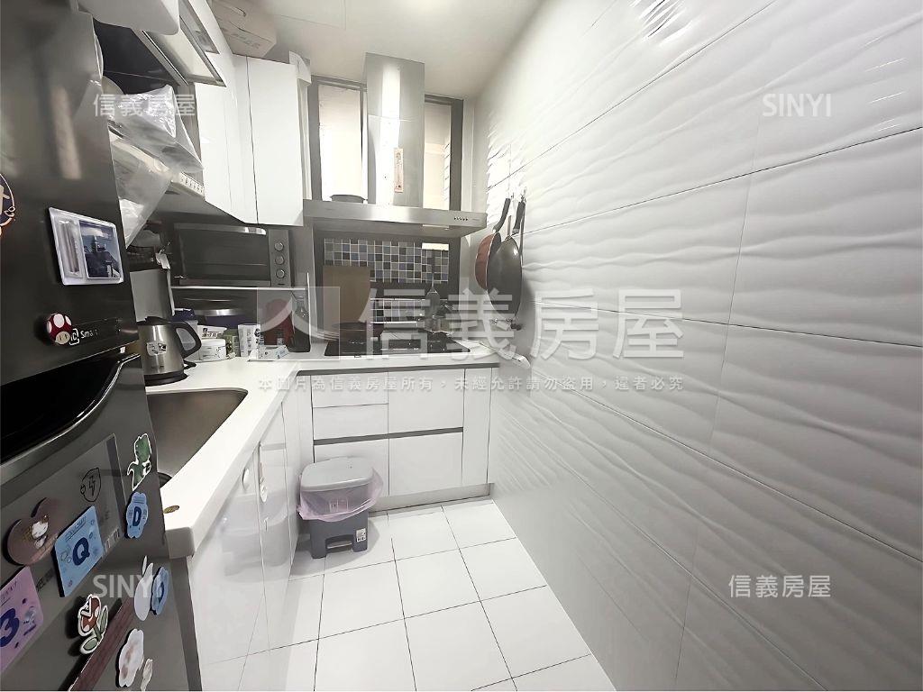 ✨皇翔Ⅱ✨兩房帶車位房屋室內格局與周邊環境