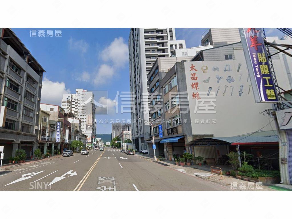 十全正路面寬金店面房屋室內格局與周邊環境