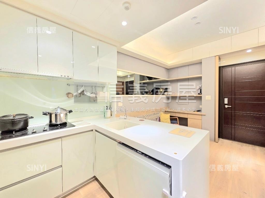 專任❥捷麗邊間裝潢２房❥房屋室內格局與周邊環境