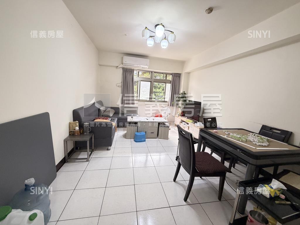 中壢雙衛浴開窗的２房房屋室內格局與周邊環境