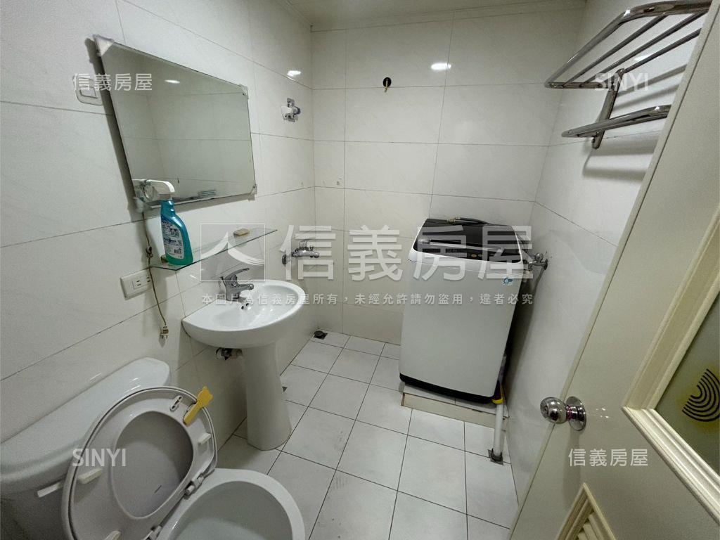 三重國小精裝透天稀有釋出房屋室內格局與周邊環境