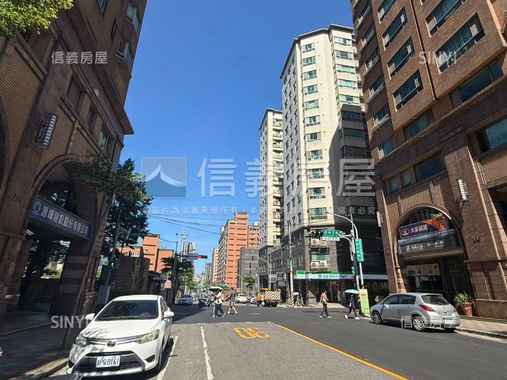 近桃林步道稀有３房車位房屋室內格局與周邊環境