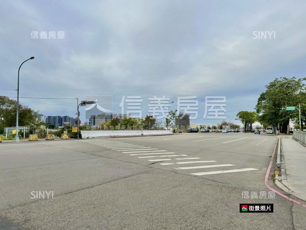近十三期大面寬金店面房屋室內格局與周邊環境