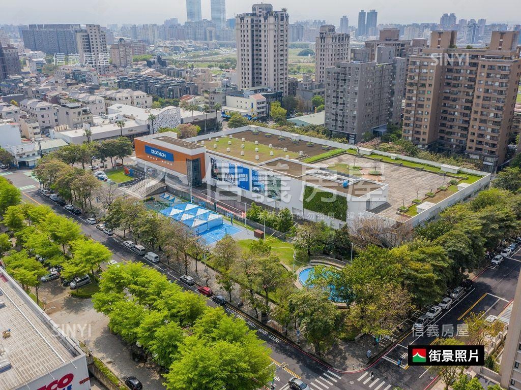 近十三期大面寬金店面房屋室內格局與周邊環境