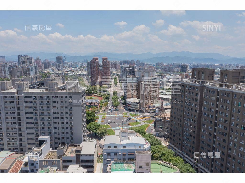 近十三期大面寬金店面房屋室內格局與周邊環境
