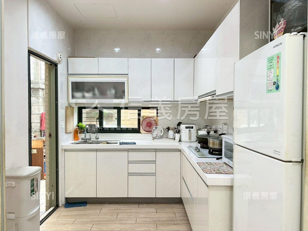 專任工學商圈美別墅房屋室內格局與周邊環境