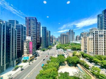 未來城絕美市景大兩房車位