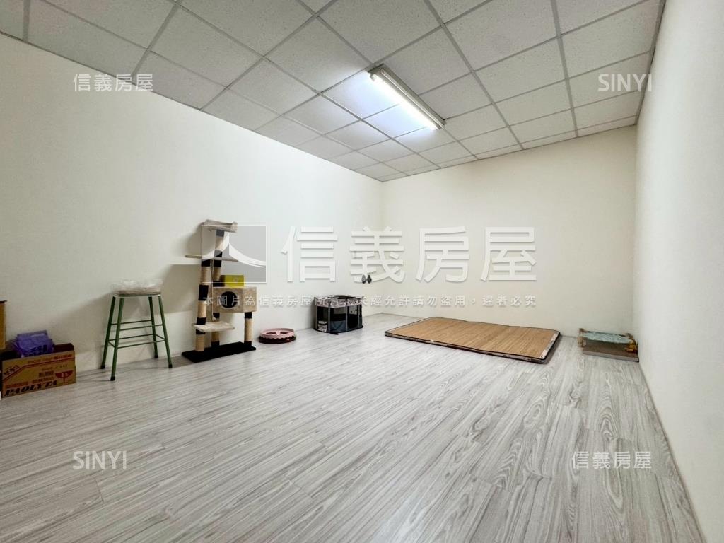 正中山路✦吃市金透天店面房屋室內格局與周邊環境