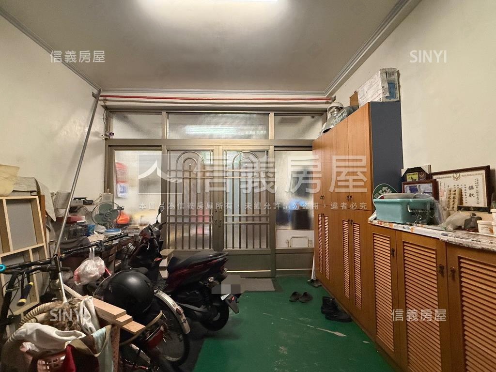 五甲商圈近捷運大空間美透房屋室內格局與周邊環境