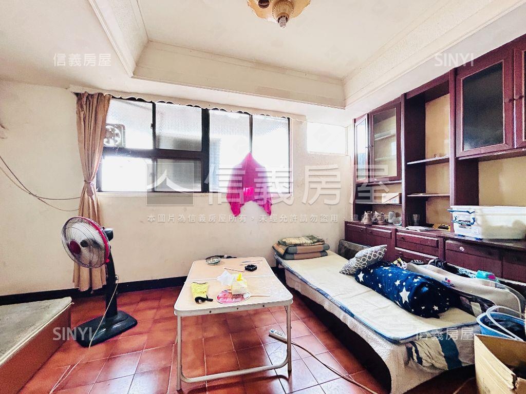 桃園秀山三房公寓頂加房屋室內格局與周邊環境