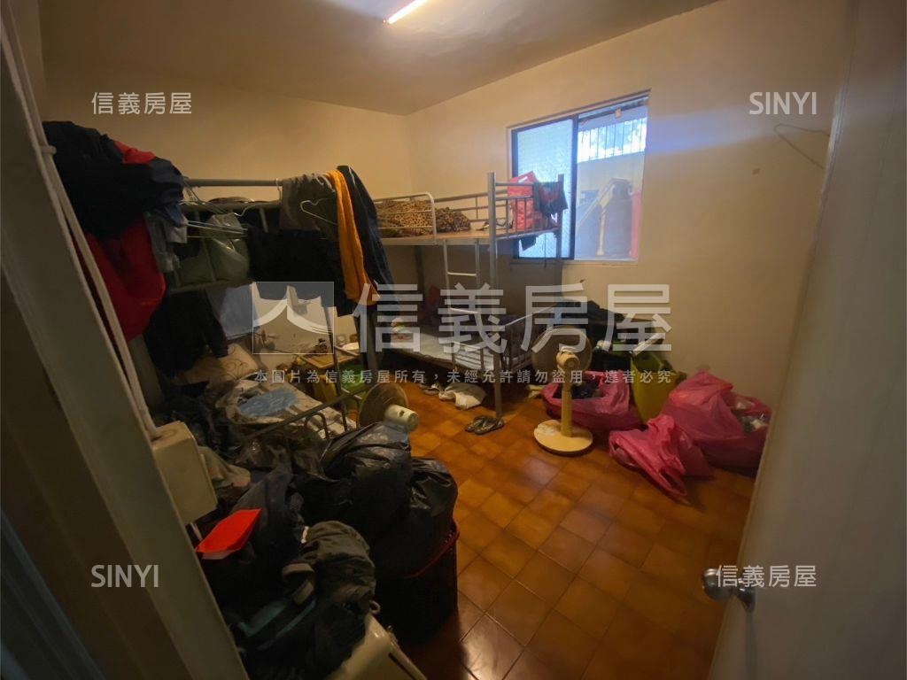 桃園秀山三房公寓頂加房屋室內格局與周邊環境