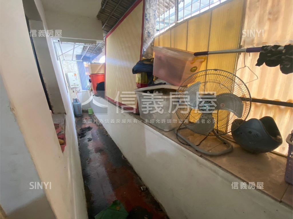 桃園秀山三房公寓頂加房屋室內格局與周邊環境