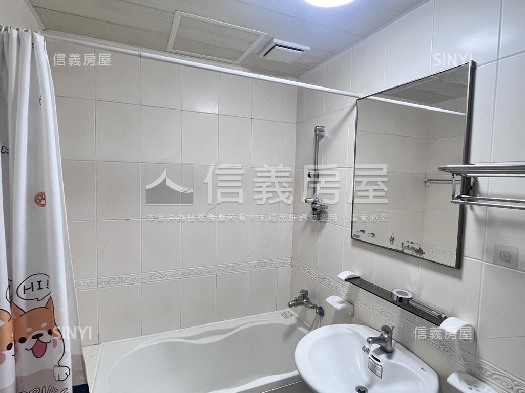 麗池香榭３房車位房屋室內格局與周邊環境