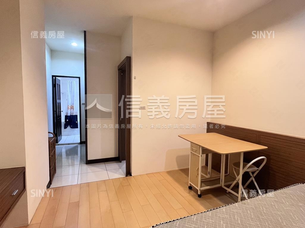 麗池香榭３房車位房屋室內格局與周邊環境