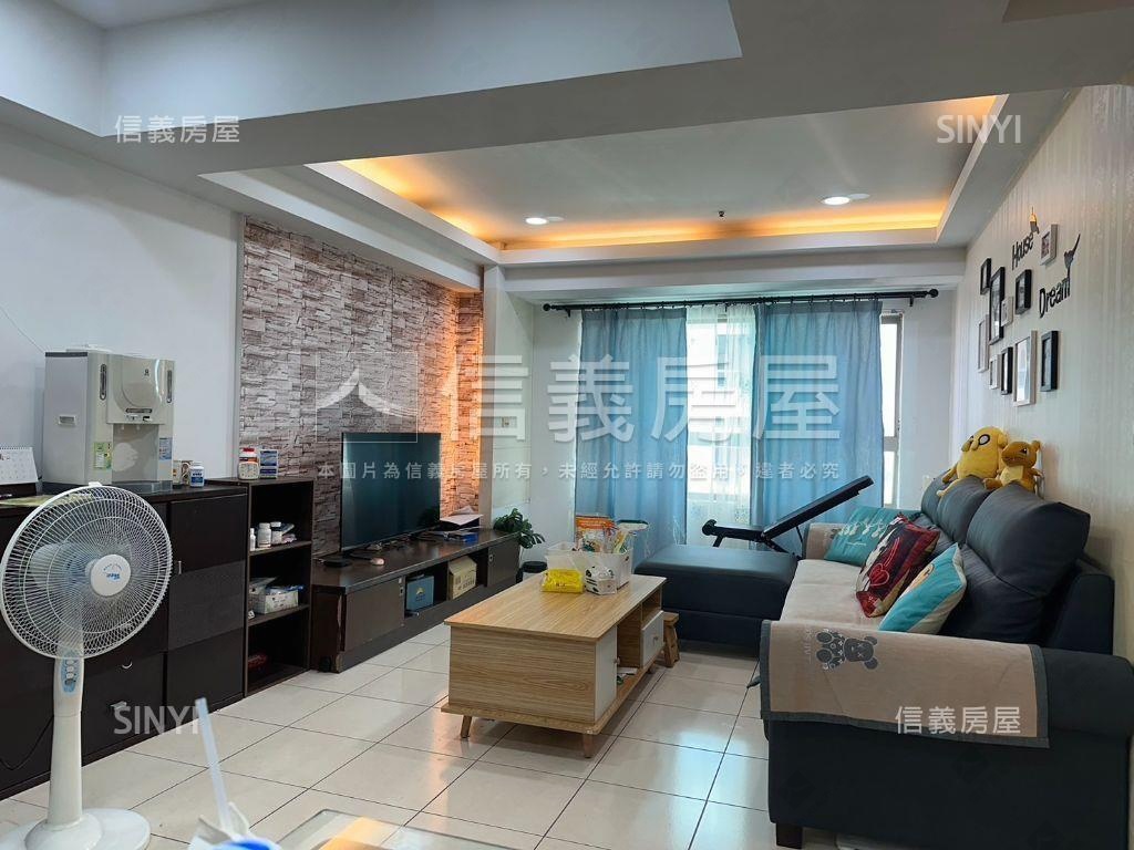 優活２１精緻美三房車位房屋室內格局與周邊環境