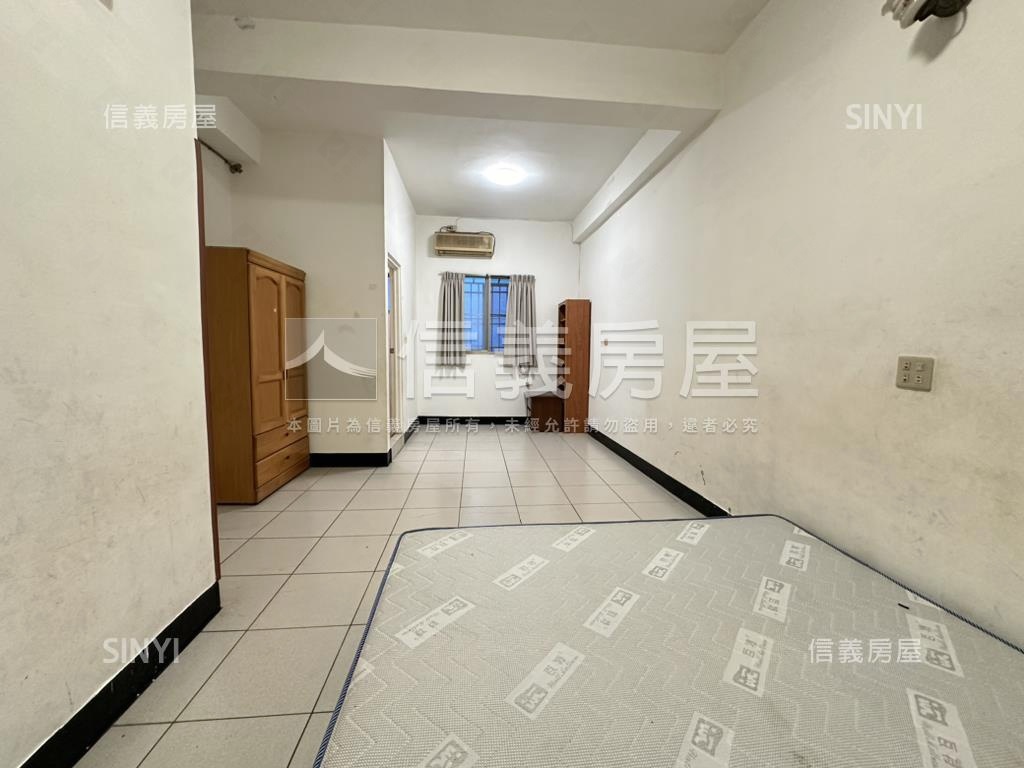 近鹽埕路圖書館質感透天房屋室內格局與周邊環境