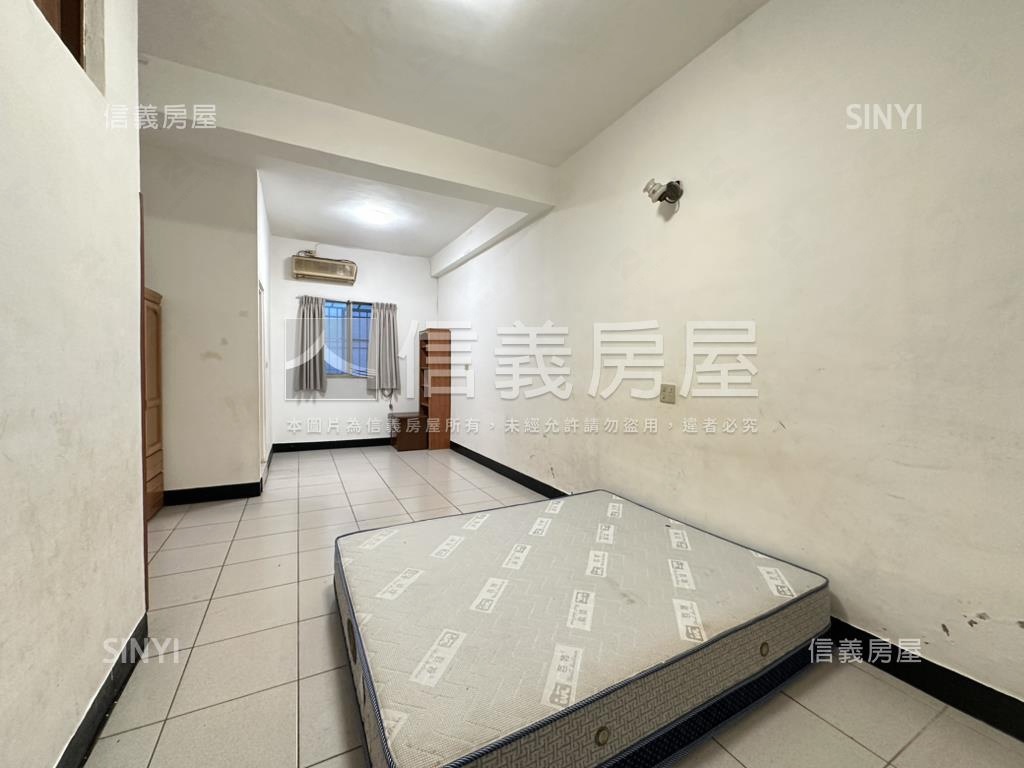 近鹽埕路圖書館質感透天房屋室內格局與周邊環境
