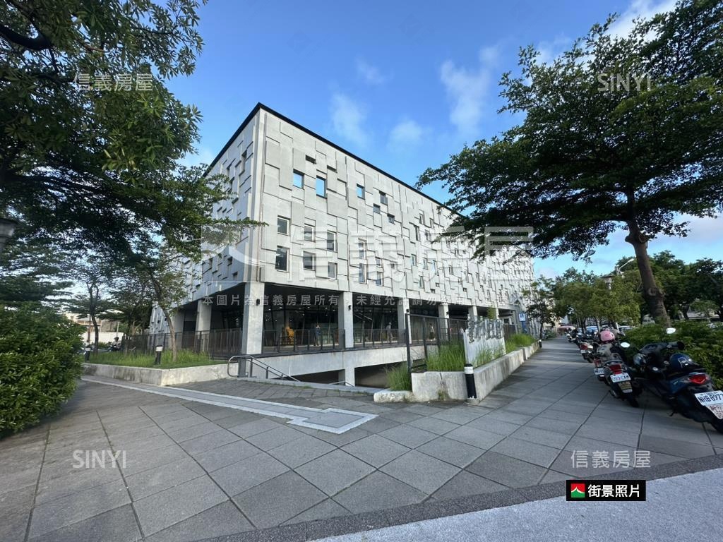 近鹽埕路圖書館質感透天房屋室內格局與周邊環境