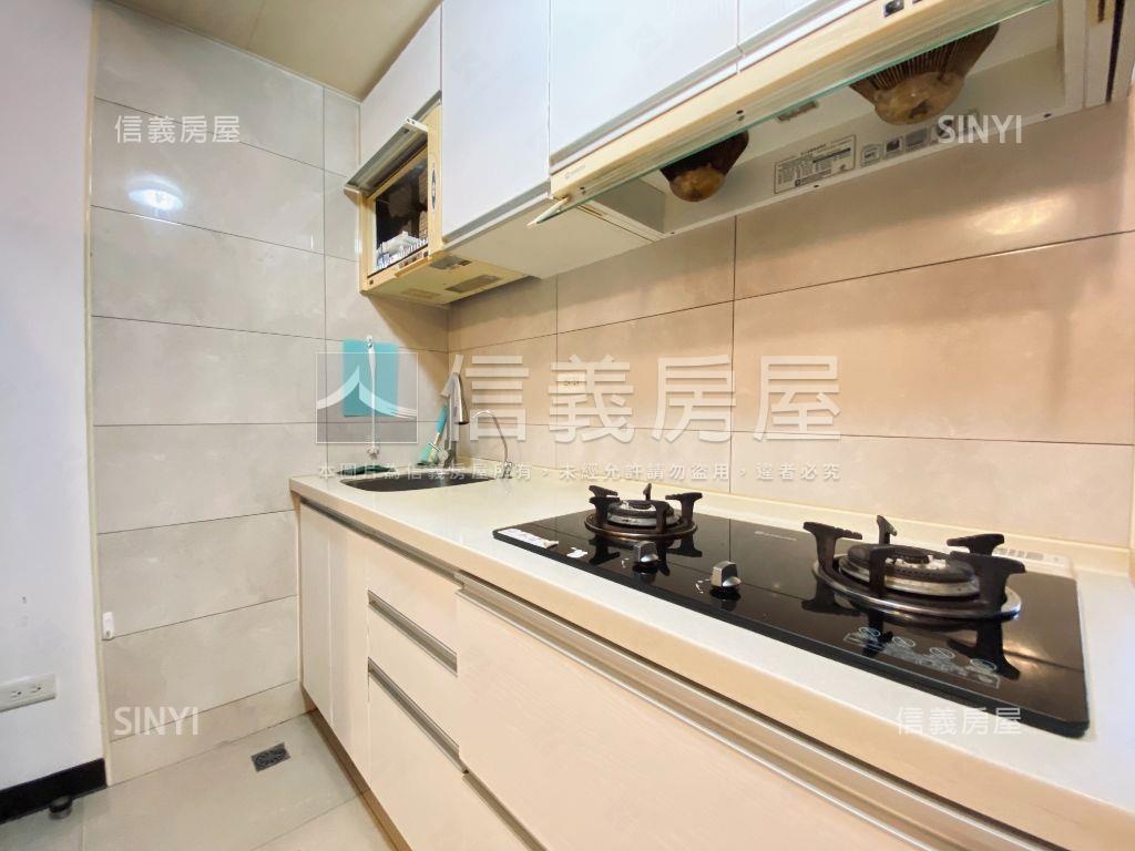 夢想家兩房車位優雅屋房屋室內格局與周邊環境