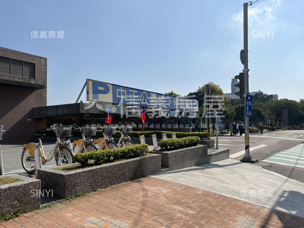 專達麗冶翠面園道兩房平車房屋室內格局與周邊環境