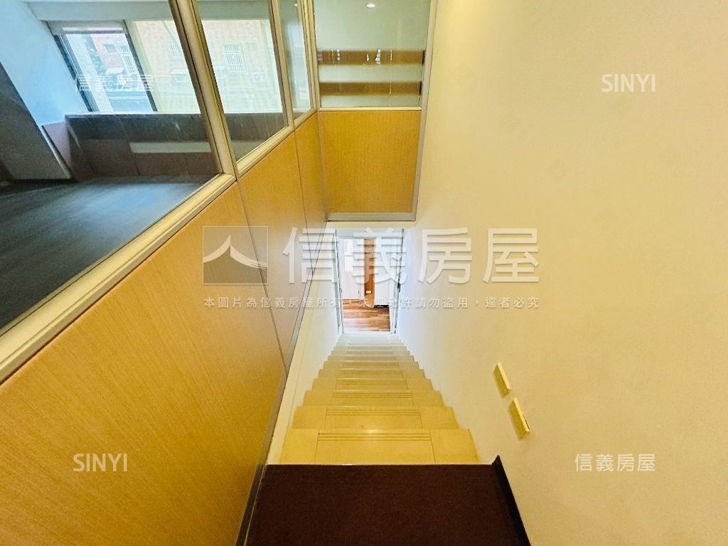 大歐園國王店面房屋室內格局與周邊環境