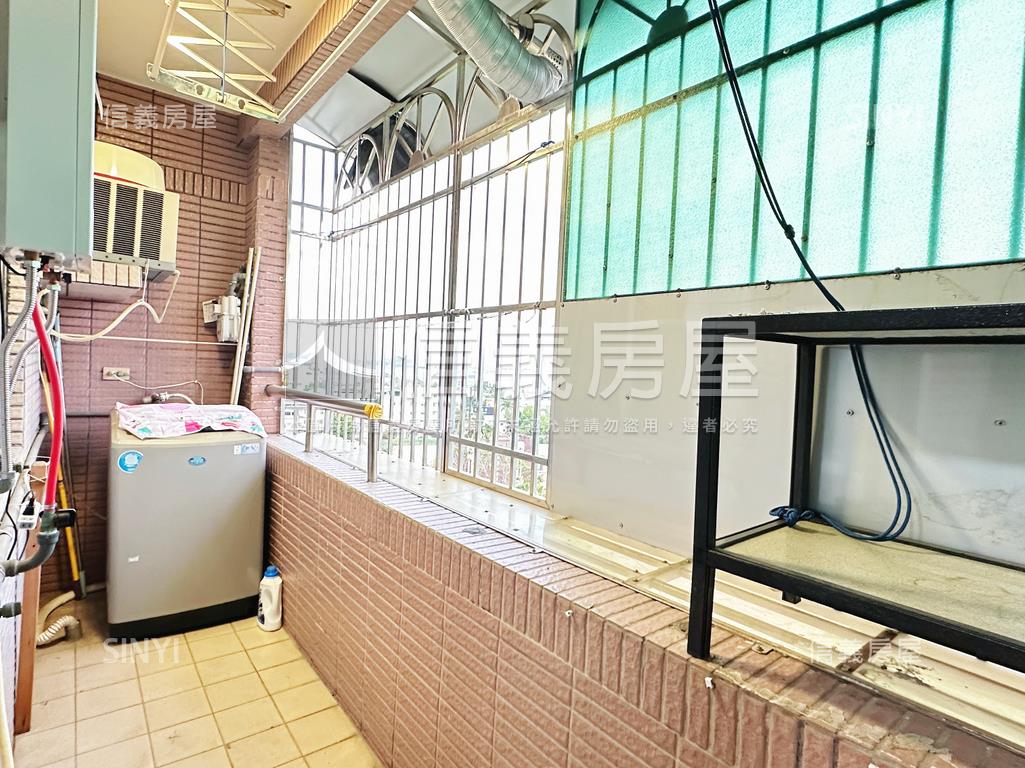 國城麗景近長庚三房平車房屋室內格局與周邊環境