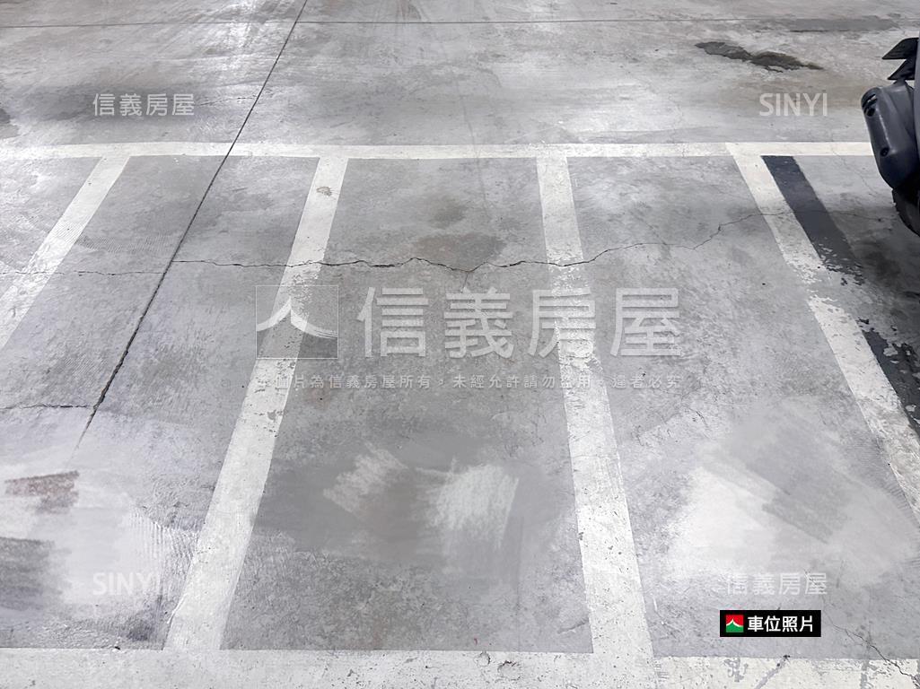 國城麗景近長庚三房平車房屋室內格局與周邊環境