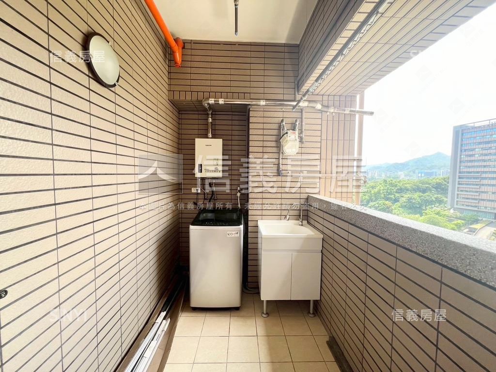 弘暉綠意視野三房車位房屋室內格局與周邊環境