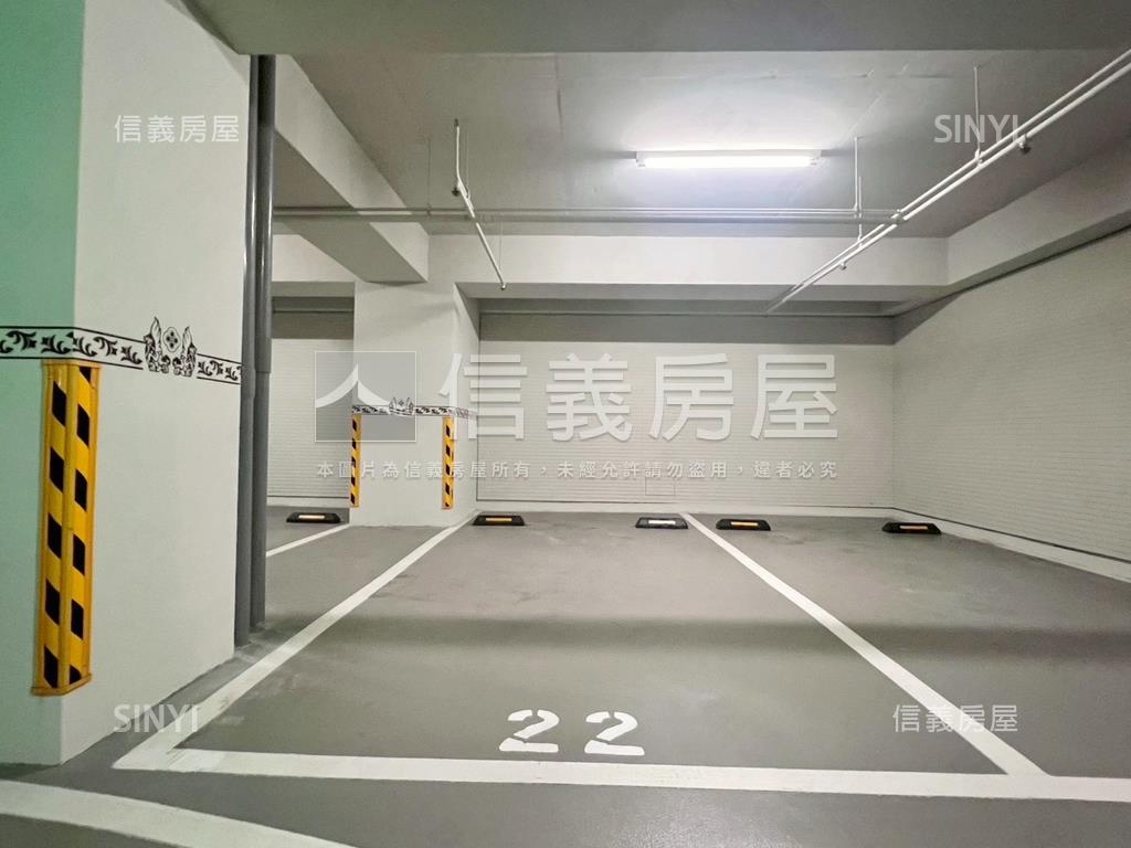 弘暉綠意視野三房車位房屋室內格局與周邊環境
