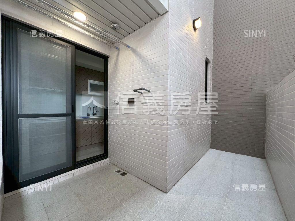 日初莊園雙衛浴大露臺平車房屋室內格局與周邊環境