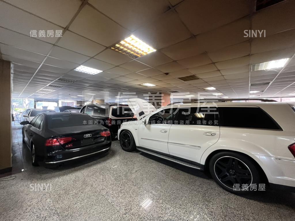 修羅場入場卷五權西路店面房屋室內格局與周邊環境