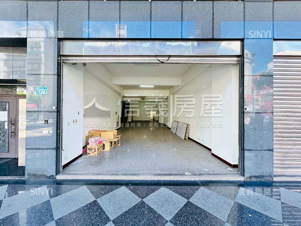 長榮路挑高金店面Ⅱ房屋室內格局與周邊環境