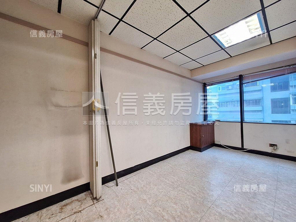 誠售◎捷運邊間高樓辦公◎房屋室內格局與周邊環境