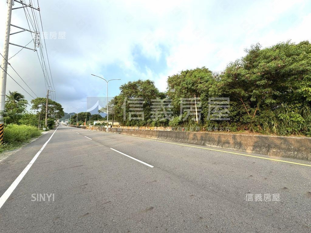 旗山老街臨路面寬農地房屋室內格局與周邊環境
