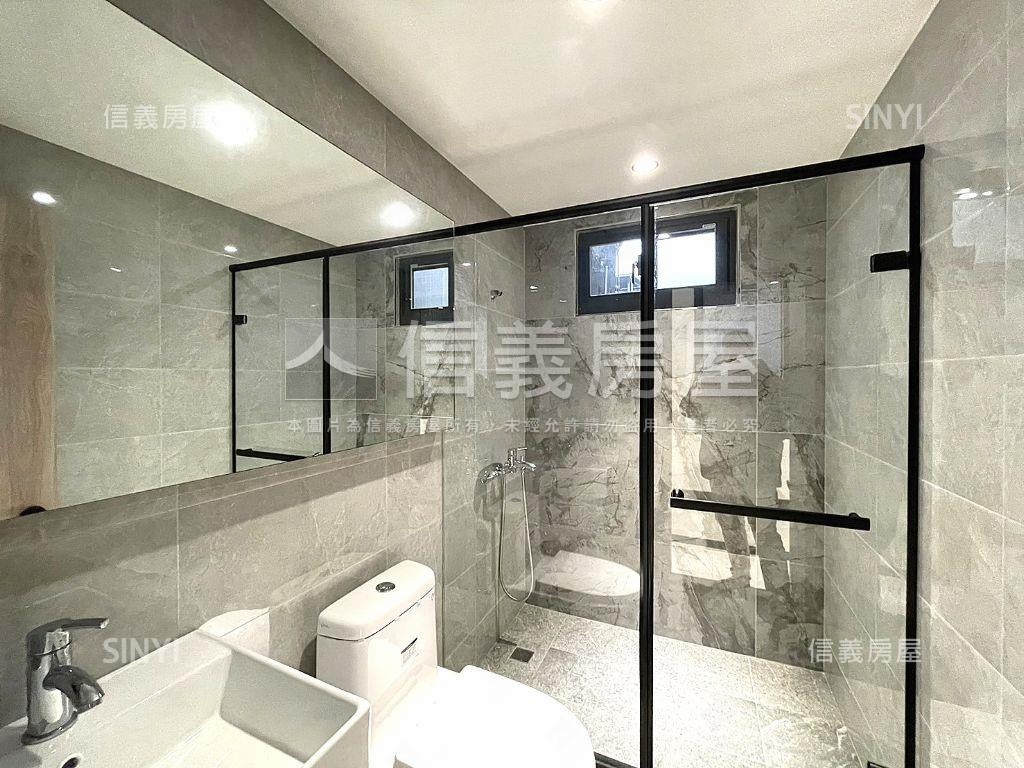 民族之光－裝潢三樓三房讚房屋室內格局與周邊環境