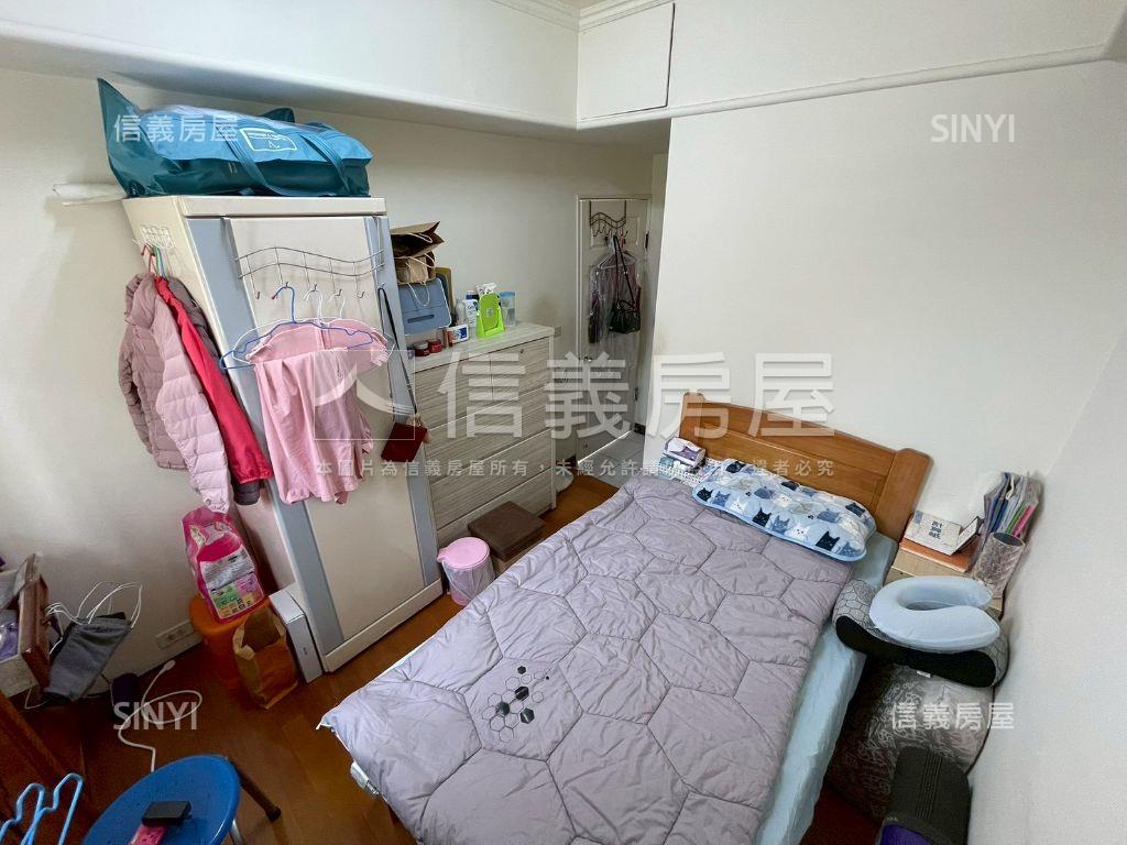 新專！西屯乾淨免整理三房房屋室內格局與周邊環境