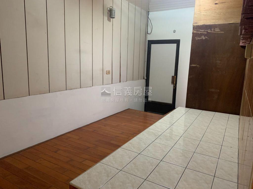 國安街民有文賢市場店住房屋室內格局與周邊環境