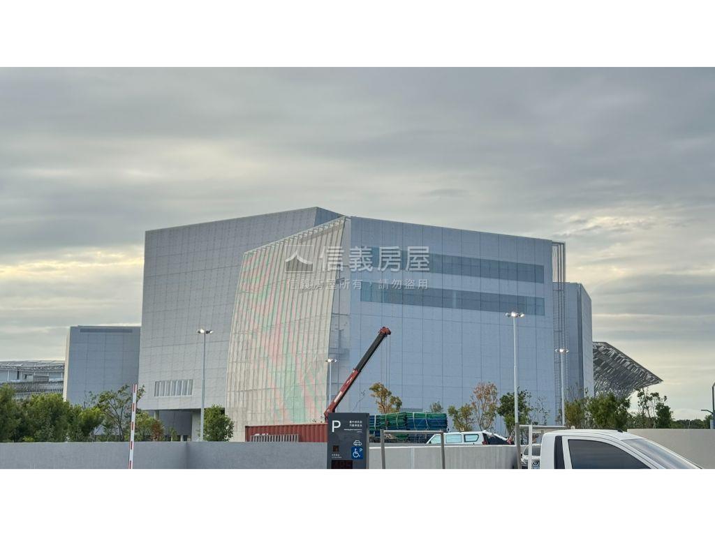 專任近經貿８房面寬別墅房屋室內格局與周邊環境